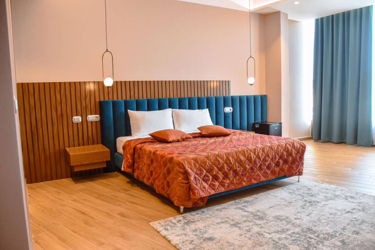 Hotel Coco Tirana Exteriér fotografie